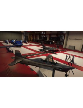 GRAND THEFT AUTO V: PREMIUM ONLINE EDITION & Megalodon Shark Card Bundle