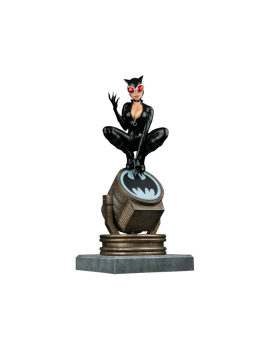 Статуя Женщина-кошка на бэт-сигнале (Catwoman) Limited Edition