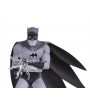 Статуя Бэтмен (Batman) Black and White Jiro Kuwata Version