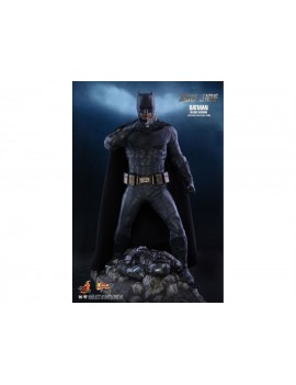 Фигурка из фильма Лига Справедливости - Бэтмен (Batman) Deluxe