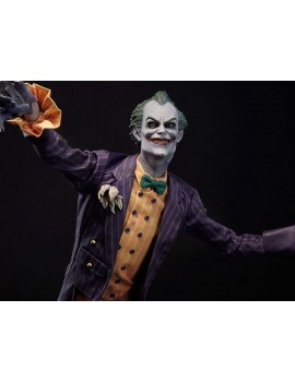 Фигурка из игры Batman: Arkham Asylum - Джокер (The Joker)
