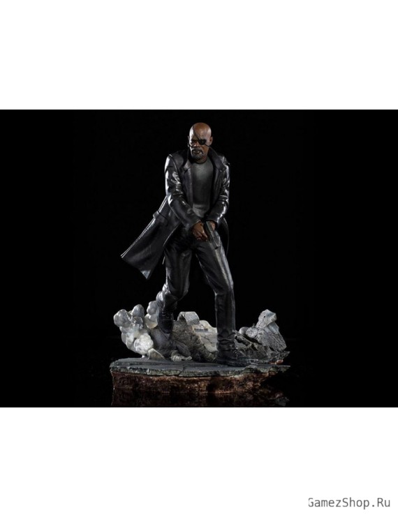 Статуя из фильма Человек-паук: Вдали от дома - Ник Фьюри (Nick Fury)
