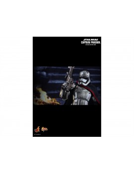 Фигурка из фильма Звёздные войны: Пробуждение силы - Капитан Фазма (Captain Phasma)